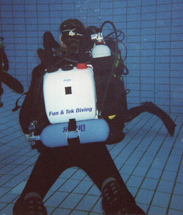 Ich mit Dolphin von hinten